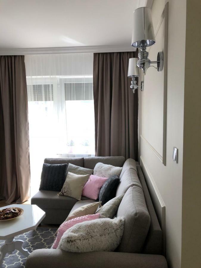 Family & Business Elegant Apartments Ul Warszawska - 2 Bedroom, Balcony, Parking Kielce Exterior photo