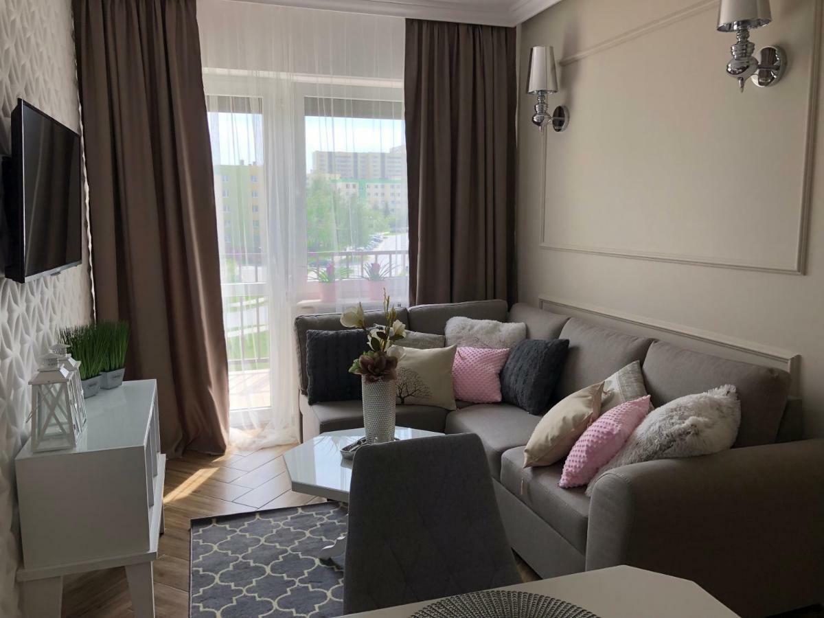 Family & Business Elegant Apartments Ul Warszawska - 2 Bedroom, Balcony, Parking Kielce Exterior photo