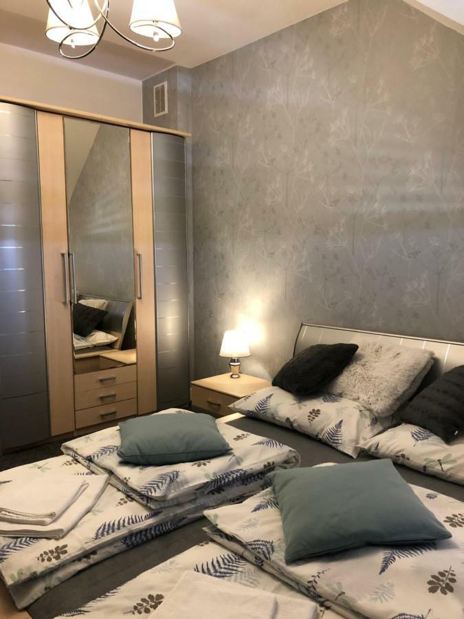 Family & Business Elegant Apartments Ul Warszawska - 2 Bedroom, Balcony, Parking Kielce Exterior photo